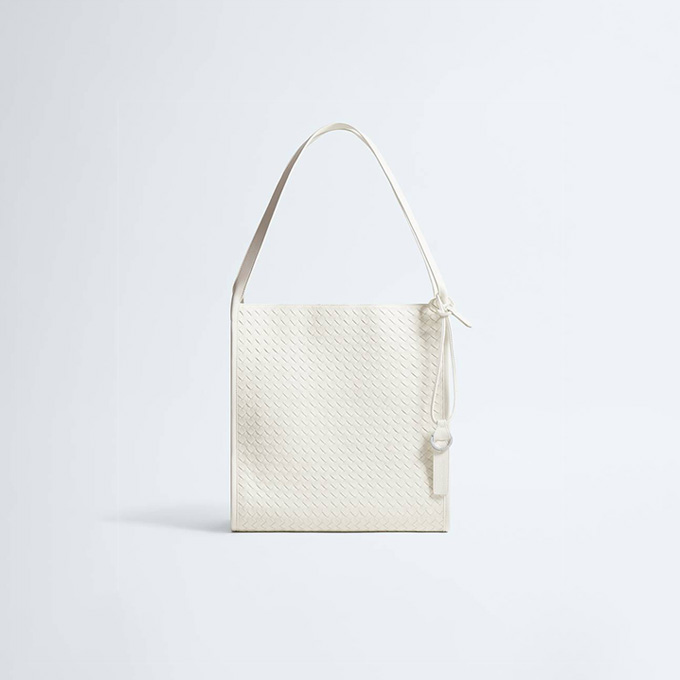bottega veneta crystal-embellished floral closure clutch #844122